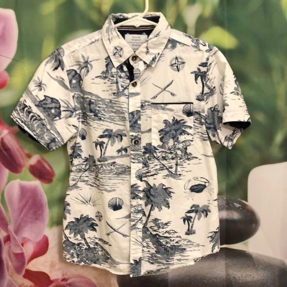 Sunrise Kingdom Other - Sunrise Kingdom KIDS collared, button-down Aloha dress shirt size small 8